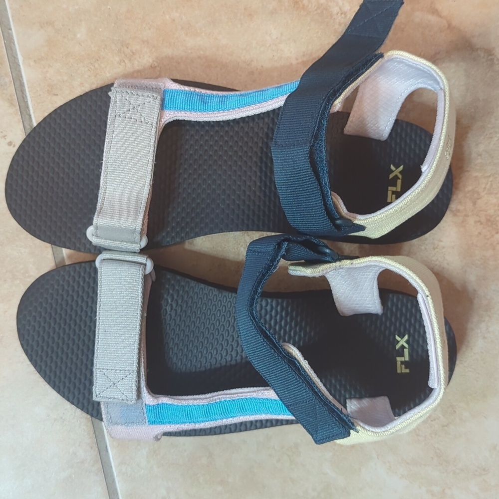 Flx sandals, never worn,
